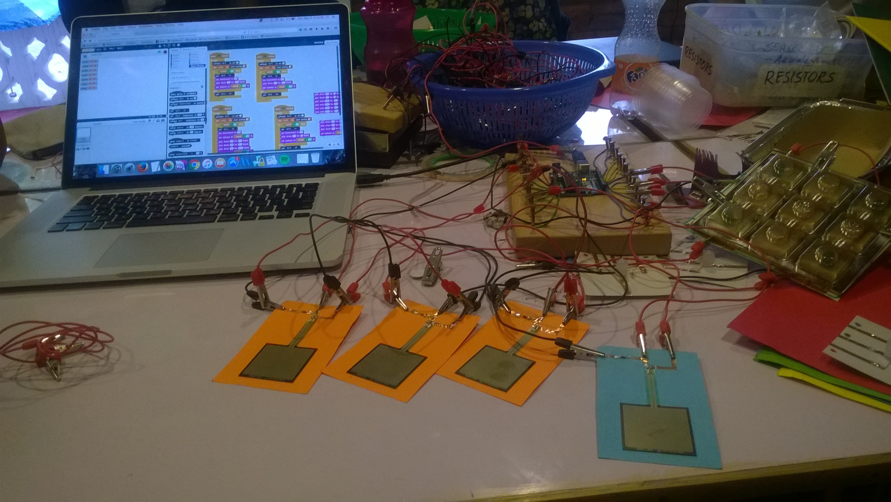 wp_20160912_17_09_53_pro1